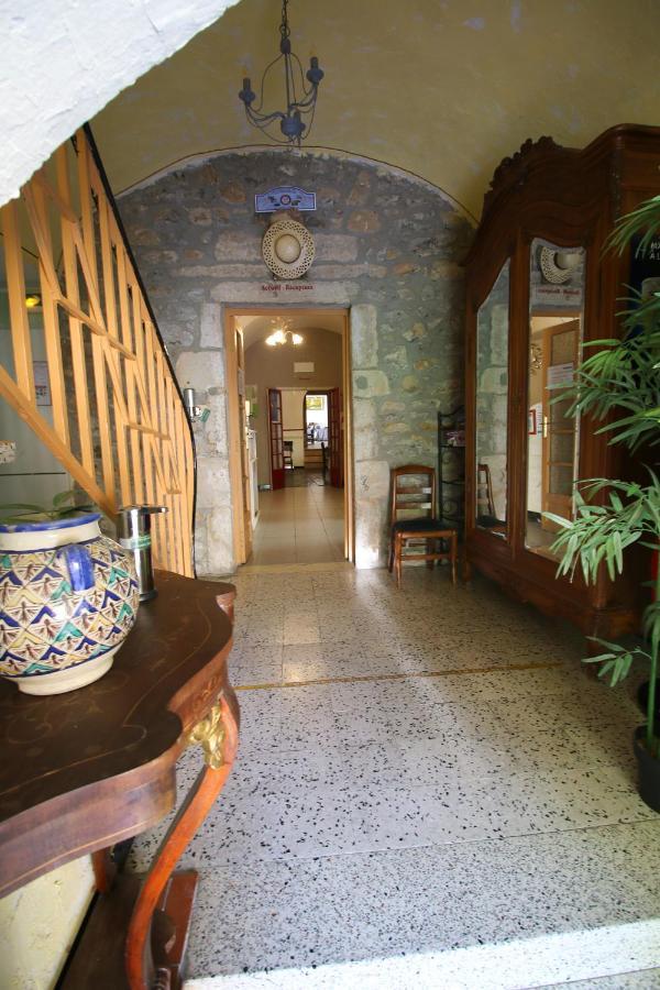 Hotel De La Couronne