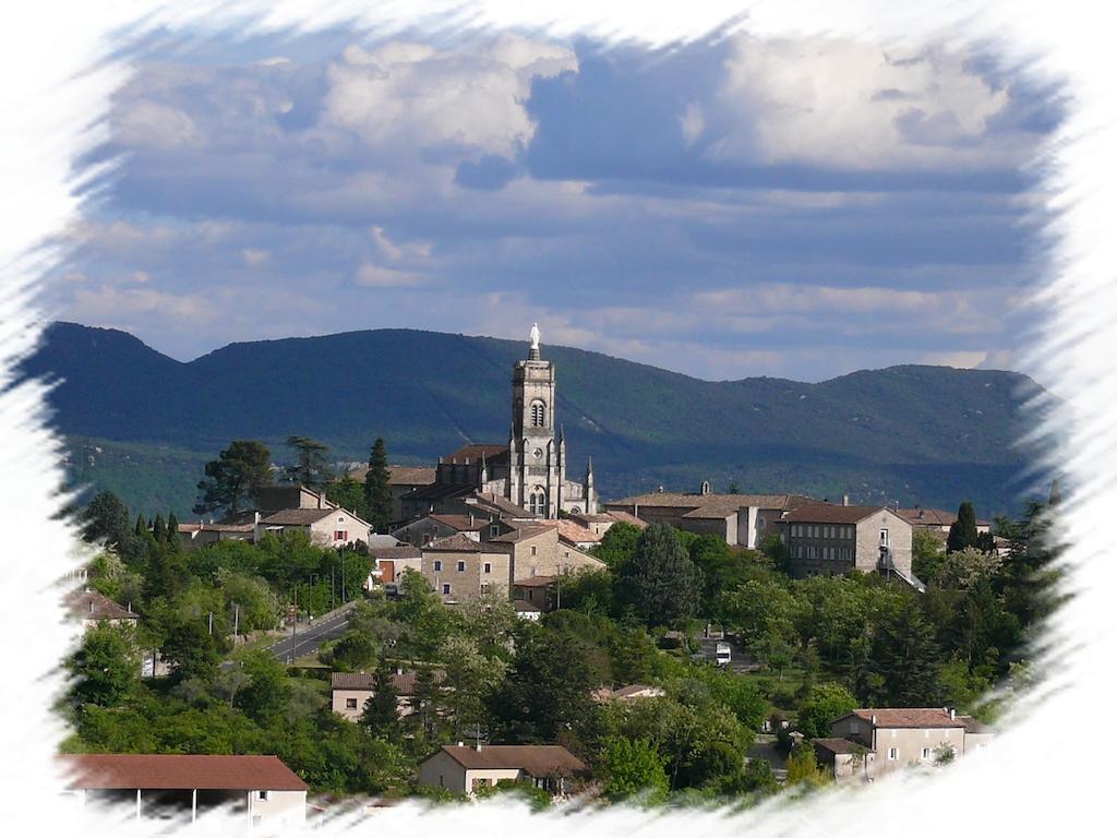 Hotel De La Couronne 2*