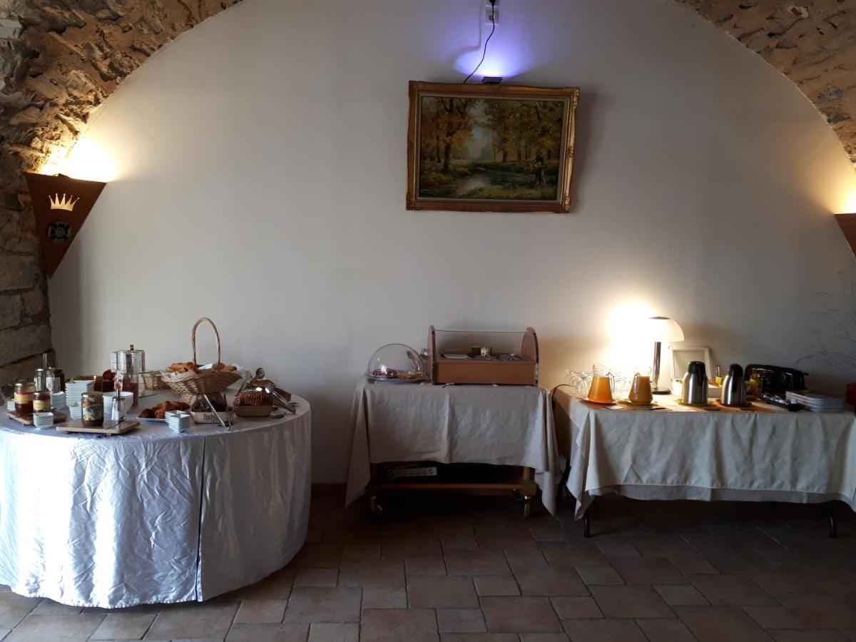 De La Couronne Hotel